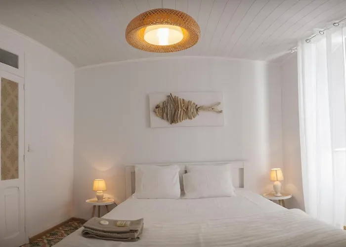 Main House Semesterbostad